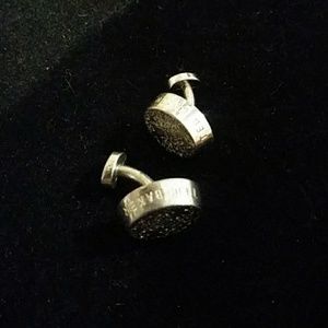 Cufflinks